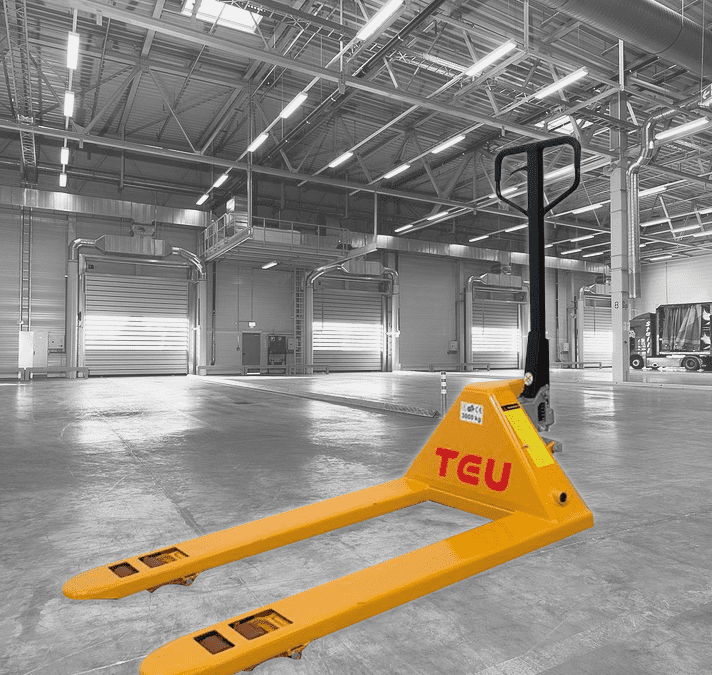 Montacargas manual TEU 3 TON